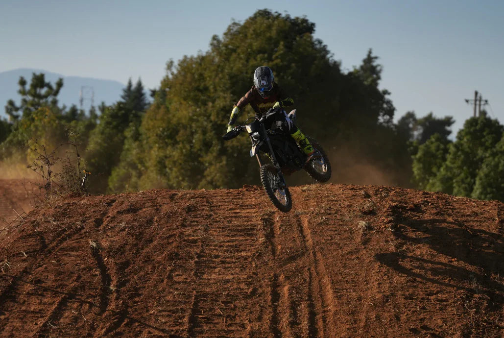 Ultra Bee HP MY25 Electric Dirt Bike