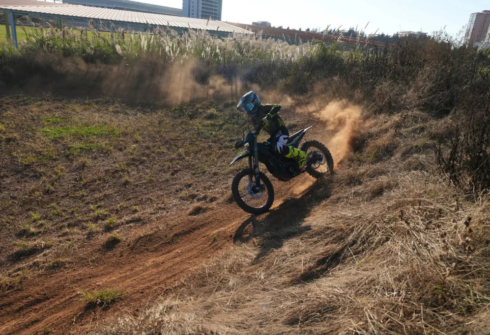 Ultra Bee HP MY25 Electric Dirt Bike